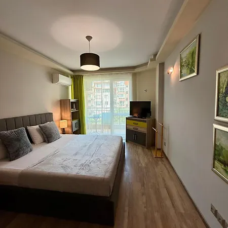 диана Apartment